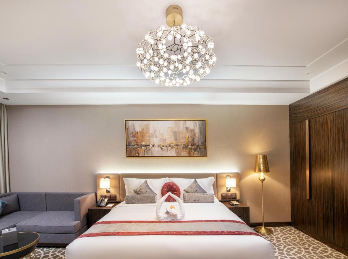 Nivel Hotel Abha Khamis Mushait Eksteriør billede Suite room