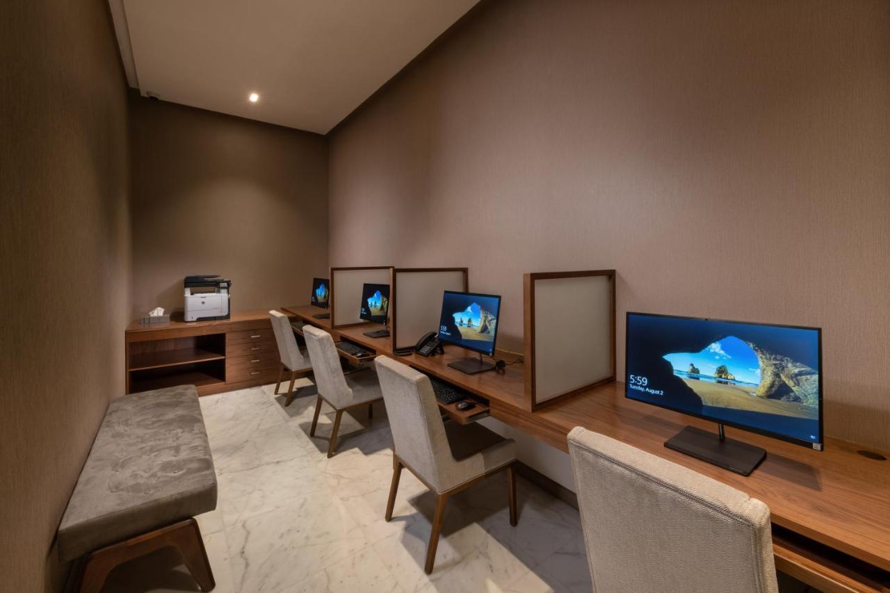 Nivel Hotel Abha Khamis Mushait Eksteriør billede Business Center