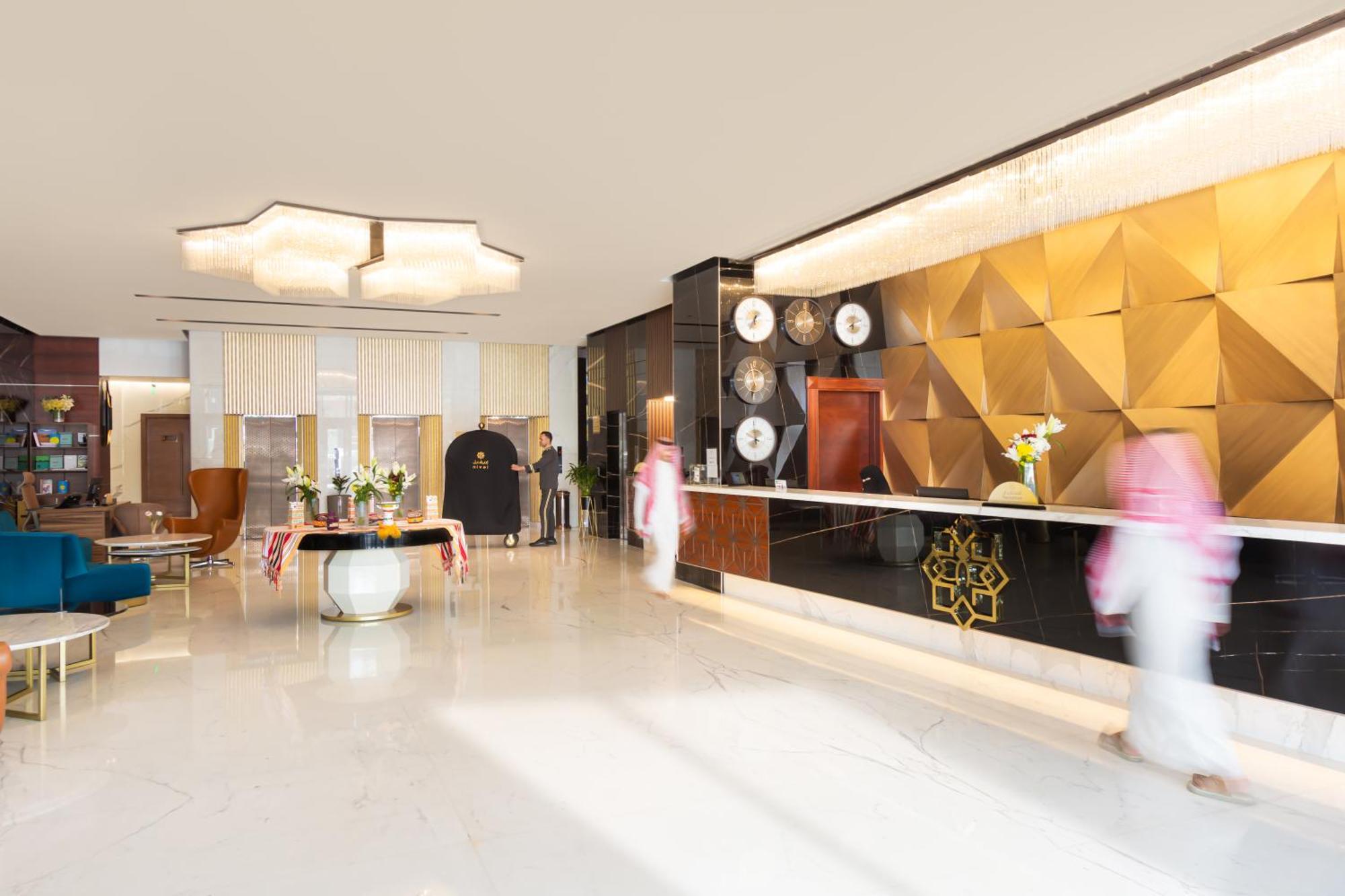 Nivel Hotel Abha Khamis Mushait Eksteriør billede The lobby of the hotel