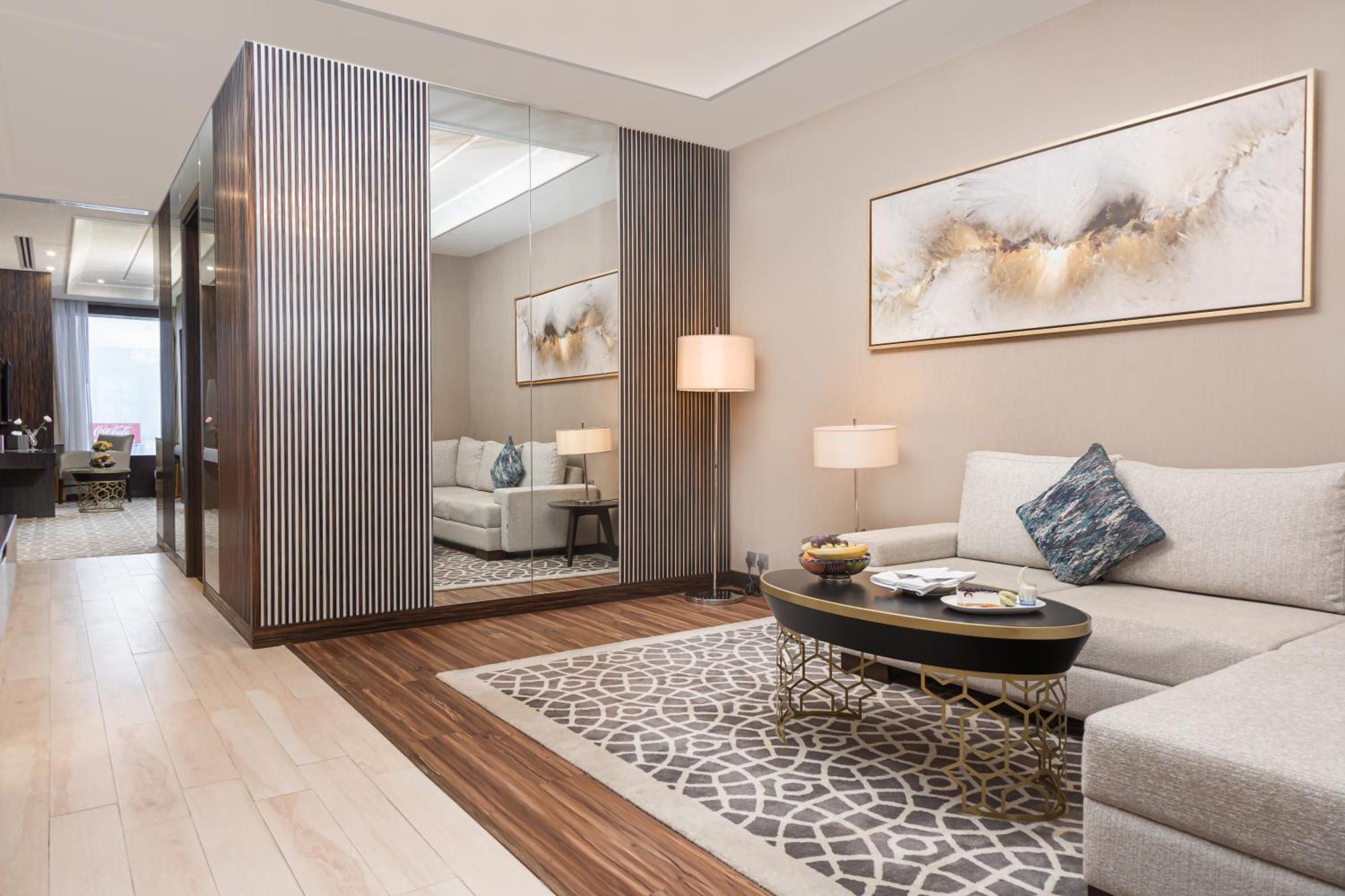 Nivel Hotel Abha Khamis Mushait Eksteriør billede A living room at the Ritz-Carlton, DIFC